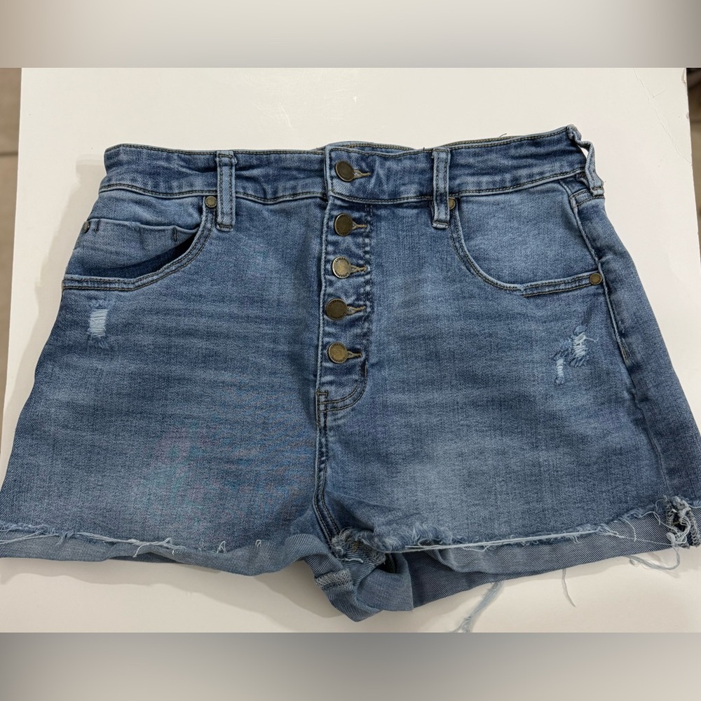 Liverpool Los Angeles High Rise Christine Fray Denim Short Button Fly Raw Cuffed